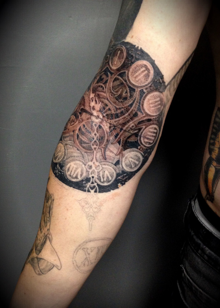 Steampunk tattoo by Virginie Tatouage Strasbourg